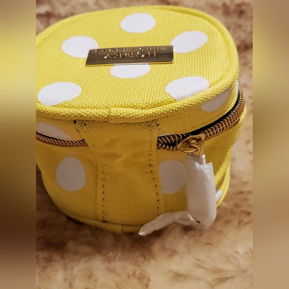 Marc Jacobs Honey Jewelry Case - Picture 2 of 4